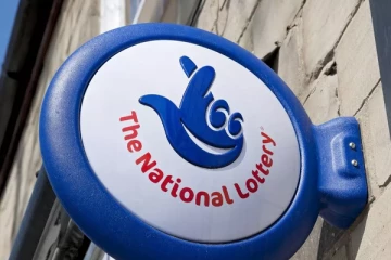 லொட்டரியில் 6000 கோடி வென்ற அதிர்ஷ்டசாலி பிரித்தானியர் யார்? வலைவீசித்தேடும் லொட்டரி நிறுவனம்