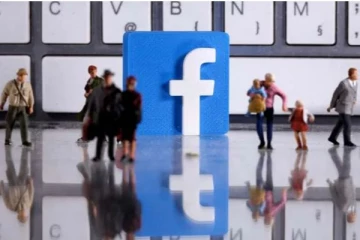 facebook பெயரை மாற்றுகிறதா ? - இன்னும் 8 நாளில் புதிய அறிவிப்பு!