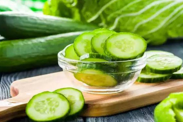உடல் சூட்டை தணிக்க இந்த உணவுகளை எடுத்துக்கோங்க | Take These Foods To Reduce Body Heat
