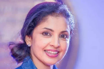 ''මේවා දිහා බලන් ඉන්න බෑ, ඒ නිසා තමයි කතා කරන්නෙ ,, ප්‍රවීණ නිළි දිල්හානි සමාජ මාධ්‍යයේ වයරල් වුණ අවුරුදු උත්සවය ගැන කට අරියි