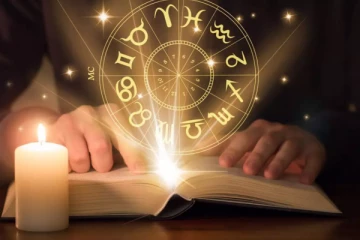 மறந்தும் இந்த நாட்களில் ஜாதகம் பார்க்க செல்லாதீர்கள்?