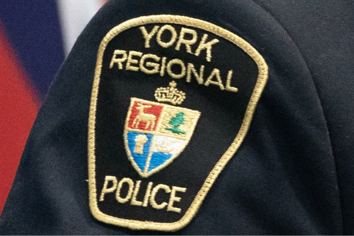 டொராண்டோ அருகே விபத்து: ஒருவர் பலி, இருவர் காயம்! | 1 Dead 2 Injured After Crash North Of Toronto