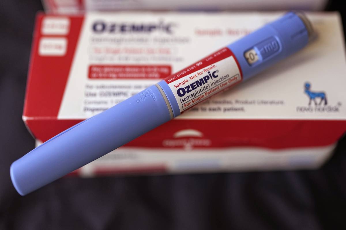 நடிகை த்ரிஷாவிற்கு முகமெல்லாம் ஒட்டிபோக என்ன காரணம்? பாடகி சுசித்ரா விளக்கம் | Trisha Eating Ozempic Medicine Suchithra Open Talk நடிகை த்ரிஷாவிற்கு முகமெல்லாம் ஒட்டிபோக என்ன காரணம்? பாடகி சுசித்ரா விளக்கம் | Trisha Eating Ozempic Medicine Suchithra Open Talk