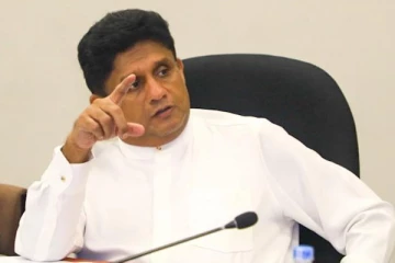 ‘‘நாட்டை இருளை நோக்கி கொண்டு செல்லும் அரசாங்கம்’’