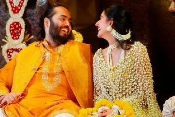 இந்திய தலைவர்கள் முதல் உலக தலைவர்கள் வரை! அம்பானி வீட்டு திருமணத்தில் குவியும் பிரபலங்கள்