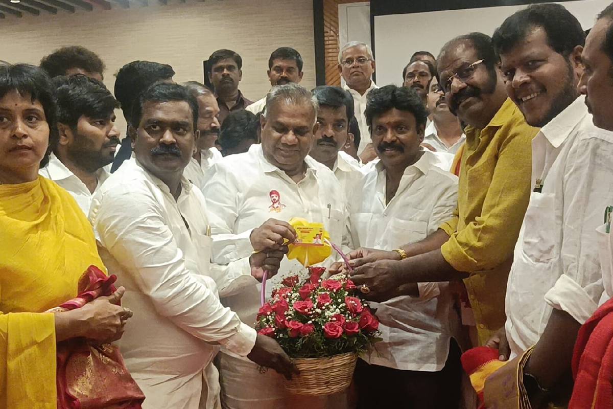 தவெகவின் நம்பகத்தன்மையை பாதிக்கும் - திருமாவளவன் விடுத்த வேண்டுகோள் | Thiruma Says Admk Mla Joins Tvk Affect Credibility