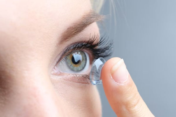 கண் வில்லைகளைத் திருடியவர் கைது | Person Who Stole The Eye Bows Was Arrested