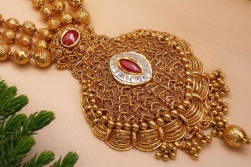 ஒரு வழியாக குறைந்த தங்கம் விலை - இன்றைய நிலவரம் என்ன?