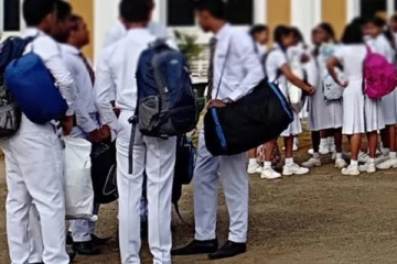 මේ පාසල් දරුවන්ට සුබම සුබ ආරංචියක් - මේ දීමනාව ලබා දෙන කාලය දීර්ඝ කරයි