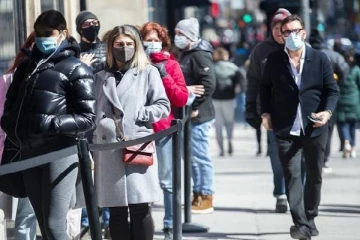 கனடாவில் கடந்த 24 மணிநேரத்தில் 20 ஆயிரத்திற்கும் மேற்பட்டோர் பாதிப்பு!