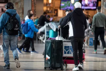 அவமதிக்கும் அமெரிக்காவை புறக்கணிக்க கனேடிய மக்கள் முடிவு: வேறு நாடுகளுக்கு சுற்றுலா