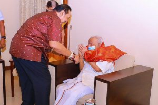 தமிழ் தேசியக் கூட்டமைப்பை சந்தித்த முன்னாள் ஜனாதிபதி! | The Former President Met The Tamil National
