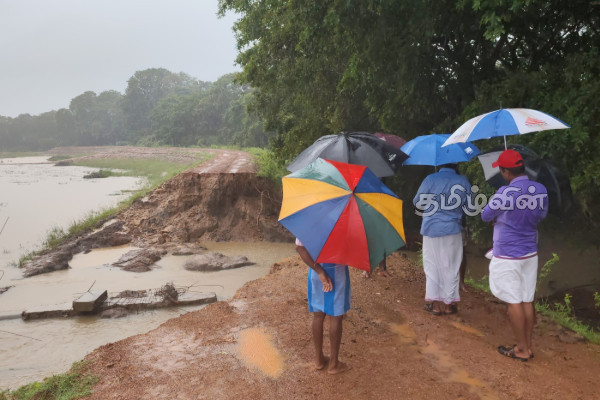 ஒலுமடுக்குளம் உடைப்பெடுத்துள்ளதால் ஏற்பட்டுள்ள பாதிப்பு - ரவிகரன் வலியுறுத்தியுள்ள விடயம் | Ravikaran Statement Statement ஒலுமடுக்குளம் உடைப்பெடுத்துள்ளதால் ஏற்பட்டுள்ள பாதிப்பு - ரவிகரன் வலியுறுத்தியுள்ள விடயம் | Ravikaran Statement Statement