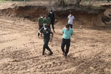 இராணுவத்தினரின் உதவியுடன் சட்டவிரோத மணல் அகழ்வுகளை கட்டுப்படுத்த நடவடிக்கை
