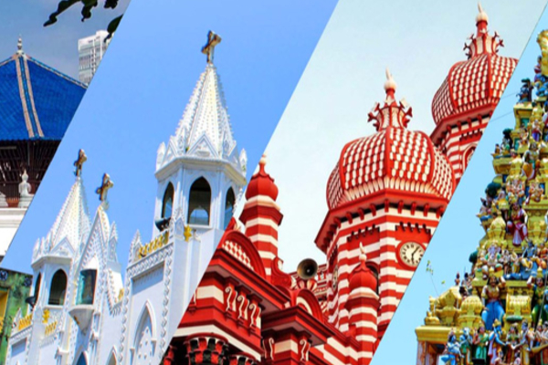 மத வழிபாட்டுத் தலங்களுக்கு விசேட பொலிஸ் பாதுகாப்பு | Police Beef Up Security At Religious Sites