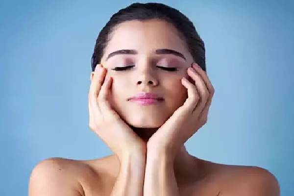 இரவு தூங்கும் முன் தொப்புளில் ஆலிவ் ஆயில் தடவுவதால் இத்தனை நன்மைகளா? | Applying Olive Oil Navel Before Going Bed At Night