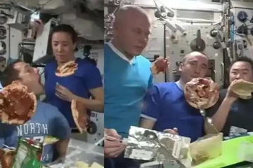 விண்வெளியில் பறக்கும் பீட்சாக்களை சாப்பிடும் விண்வெளி வீரர்கள் - ஆச்சரிய வீடியோ