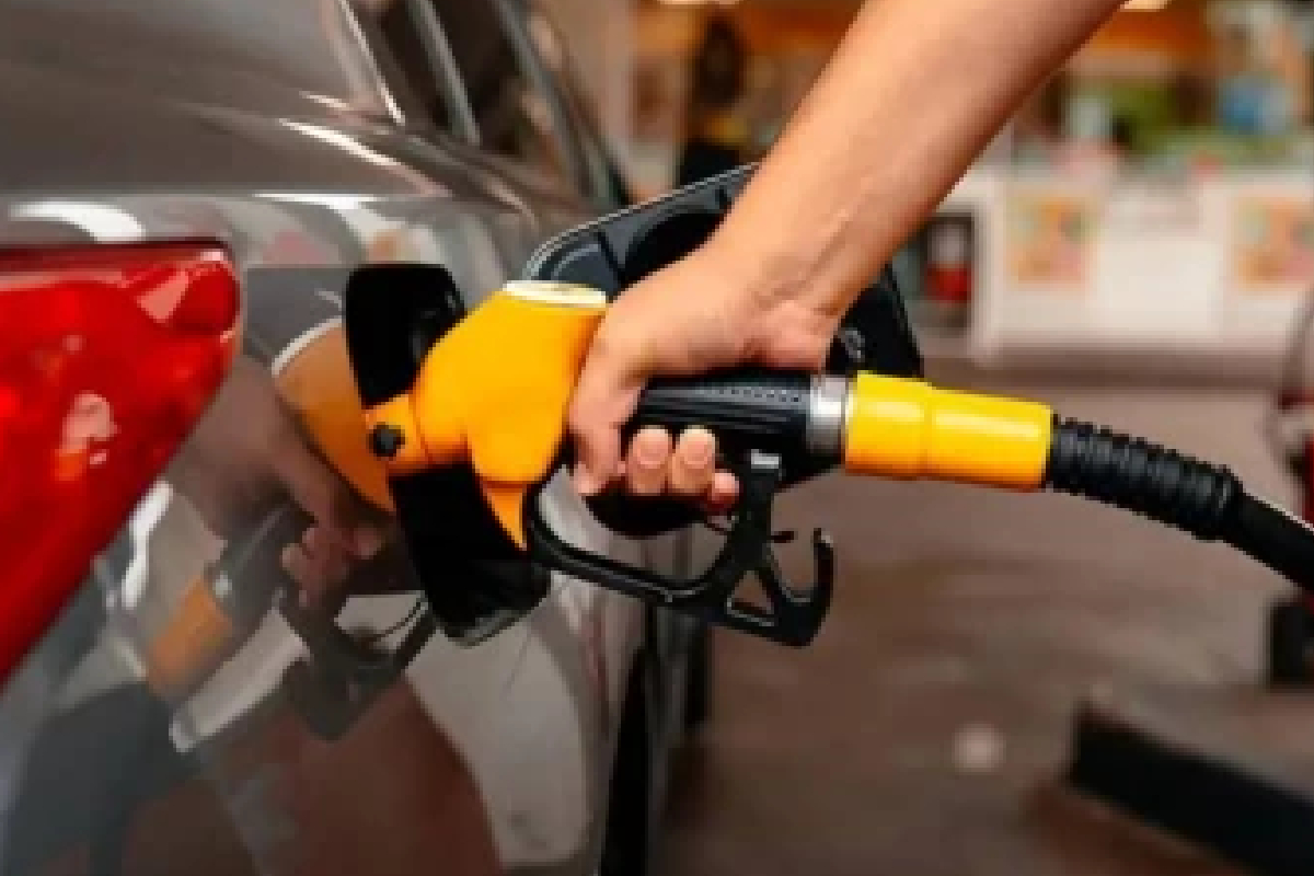 மார்ச் 31ஆம் திகதிக்கு பின்னரான எரிபொருள் விநியோகம் குறித்து வெளியான அறிவிப்பு | End Fuel Line New Change Single Double System மார்ச் 31ஆம் திகதிக்கு பின்னரான எரிபொருள் விநியோகம் குறித்து வெளியான அறிவிப்பு | End Fuel Line New Change Single Double System