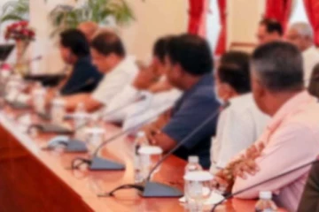 ස්වාධීන මන්ත්‍රීවරු ජාතික සම්මුතිවාදී ආණ්ඩුවක් සඳහා සංකල්පමය වශයෙන් එකඟ වෙයි..!