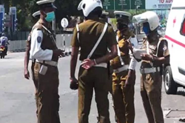 இலங்கையை உலுக்கிய பயங்கர விபத்து...மூவருக்கு நேர்ந்த நிலை!