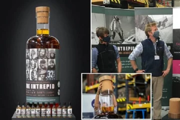 உலகின் மிகப்பெரிய மது போத்தல்: வாயைப்பிளக்கும் விலைக்கு வாங்கிய மர்ம நபர்