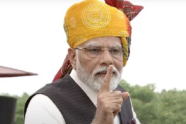 மோடி அடுத்தாண்டு வீட்டில் தான் தேசியக்கொடியேற்றுவார் - சுதந்திர தினத்தில் எதிர்வுகூறல் | Independence Day Modi Speech Congress Reaction