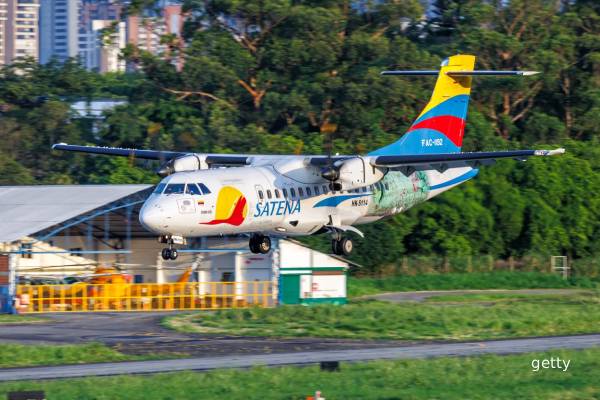 பிரபல அரசியல்வாதி உட்பட 15 பேர்களின் உயிரைப் பறித்த விமான விபத்து: வெளிவரும் அதிர்ச்சி பின்னணி | Horror Plane Crash Politician