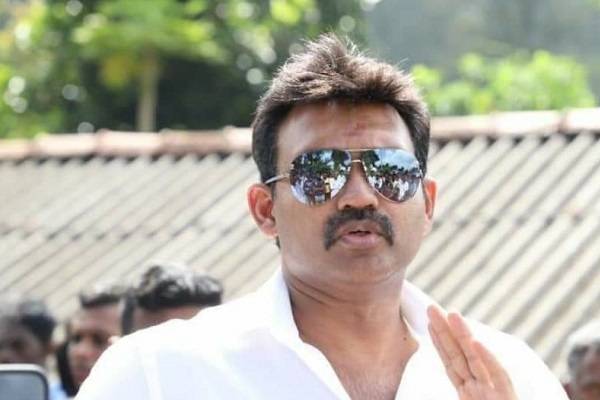 தமிழக நிவாரணப் பொருட்களுக்கு மக்களிடம் பணம் கோரப்படுகிறதா! | Asked For Money For Relief Items In Tamil Nadu