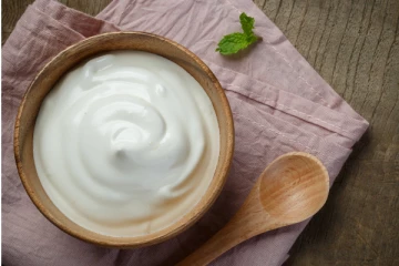 இரவில் தயிர் சாப்பிட்டால் என்ன நடக்கும் தெரியுமா? அவசியம் தெரிந்து கொள்ளுங்கள்