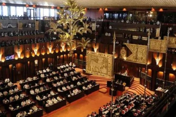 இலங்கை நாடாளுமன்றத்தில் பல திருடர்கள் உள்ளனர்! அம்பலப்படுத்திய முன்னாள் எம்.பி