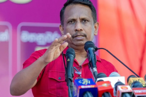ஆட்சியை கவிழ்ப்போம்; ராஜித சேனாரத்னவின் மகன் மகனுக்கு அமைச்சர் பதிலடி! | Overthrow Npp Government Rajitha Senaratne Son