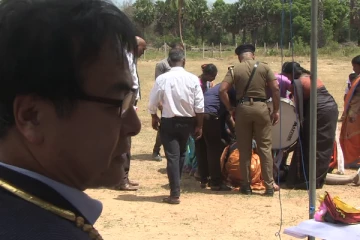 கிளிநொச்சி பாடசாலையில் திடீரென மயங்கிய மாணவியால் பரபரப்பு!