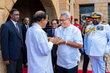 அரசாங்கத்திற்குள் ஏற்படவுள்ள அதிரடி மாற்றம்! மைத்திரிக்கு காத்திருக்கும் ஆபத்து