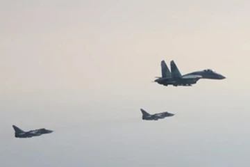 ஸ்வீடன் வான்வெளியில் அத்துமீறி நுழைந்து மிரட்டும் ரஷ்ய போர் விமானம்