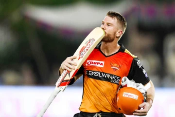 ‘இனி மீண்டும் மைதானத்திற்கு வர மாட்டேன்’ அணியிலிருந்து வெளியேற போவதை சூசகமாக தெரிவித்த டேவிட் வார்னர்!