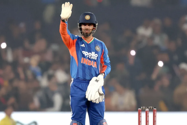 எந்த இந்தியரும் செய்யாத சாதனையை படைத்த பும்ரா, திலக் வர்மா | Bumrah Tilak Varma And More Record Vs Sa 1St T20