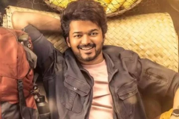 படப்பிடிப்பு தளத்தில் விஜய்க்கு கேக் ஊட்டும் பிரபல நடிகர்- வெளிவந்த புகைப்படம்