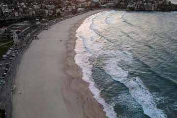 வேகமெடுத்த டெல்டா வைரஸ் பரவல்..சிட்னியில் முழு ஊரடங்கு!