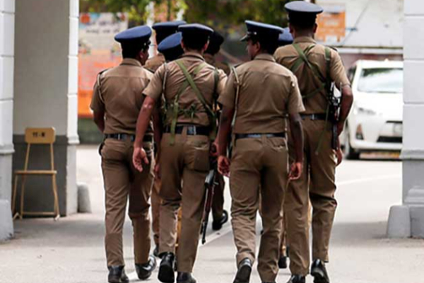 கைதான அதிபர்.. அயலில் தங்கியிருந்த மனைவி - புதிய திருப்பம்! | Principal Arrest Anuradhapura Police Investigation கைதான அதிபர்.. அயலில் தங்கியிருந்த மனைவி - புதிய திருப்பம்! | Principal Arrest Anuradhapura Police Investigation