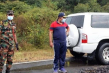 விந்தன் கனகரட்ணத்தின் வாகனத்தை மோதிய இராணுவ வாகனம்!