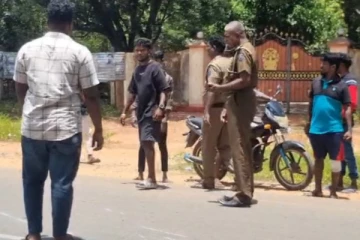 பாதசாரி மீது மோதிய மோட்டார் சைக்கிள் ; ஒருவர் பலி