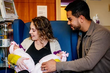 அடுத்தடுத்து இரண்டு இரட்டை குழந்தைகள்! 'மோமோ' இரட்டையர்களைப் பெற்றெடுத்த அமெரிக்க பெண்