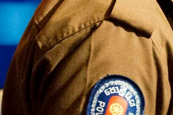 யுவதி மீது கைவைத்த பொலிஸ் சார்ஜன்ட் அதிரடி கைது! | The Police Sergeant Who Arrested The Young Woman