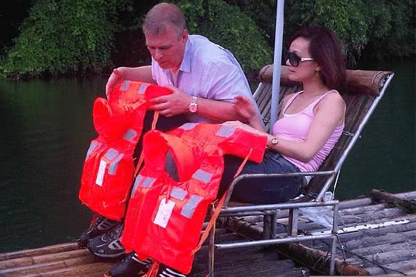 எப்ஸ்டீன் அனுப்பிய சீன மொடலுடன் ஆண்ட்ரூ ரகசிய விருந்து... கசியவிட்ட வர்த்தக ஆவணங்கள் | Andrew Met Chinese Model எப்ஸ்டீன் அனுப்பிய சீன மொடலுடன் ஆண்ட்ரூ ரகசிய விருந்து... கசியவிட்ட வர்த்தக ஆவணங்கள் | Andrew Met Chinese Model