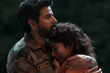 வெற்றிநடைபோடும் சிவகார்த்திகேயனின் அமரன் படத்தின் 4 நாள் வசூல்... மொத்த கலெக்ஷன் எவ்வளவு தெரியுமா?