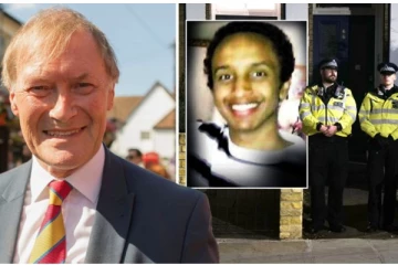 பிரித்தானியா எம்.பி-யை கத்தியால் குத்தி கொலை செய்த நபர்! பயங்கரவாத நடவடிக்கைகளுக்கு திட்டமிட்டதாக குற்றச்சாட்டு