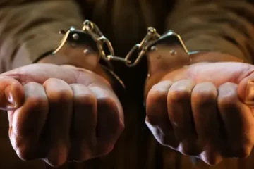 யாழில் வாள் கொண்டு துரத்திச் சென்ற நபரொருவர் கைது