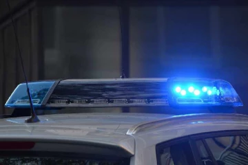 என் மனைவி பரிசாக கொடுத்த நகை அது... துப்பாக்கியைக் காட்டியும் கொடுக்க மறுத்த சுவிஸ் நாட்டவர்