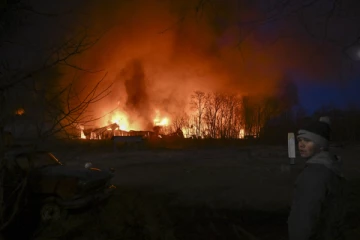 மீண்டும் ஆட்டத்தை ஆரம்பித்த  ரஷ்யா; நிர்மூலமான உக்ரைன் விமானநிலையம்