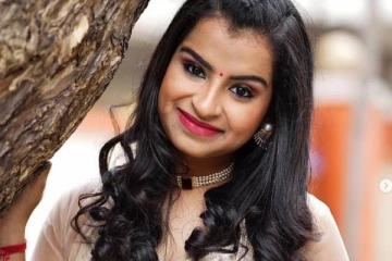 சூப்பர் சிங்கர் சிவாங்கியுடன் இந்த நடிகரா?பொண்ணுக்கு வெட்கத்த பாருப்பா!!